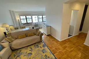 240 E 76th St, New York City, NY 10021 - Photo 3
