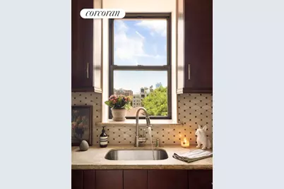 610 E 5th Street #17, New York, NY 10009 - Photo 7