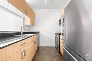 561 10th Ave, New York City, NY 10036 - Photo 5
