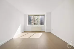 561 10th Ave, New York City, NY 10036 - Photo 3