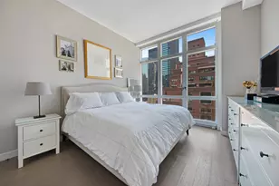 305 E 51st St, New York, NY 10022 - Photo 3