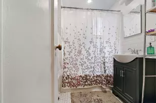 300 8th Ave, New York City, NY 11215 - Photo 7