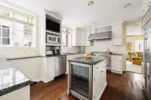 115 E 67th St, New York City, NY 10065 - Photo 9