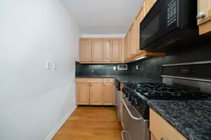 333 E 34th St, New York City, NY 10016 - Photo 5