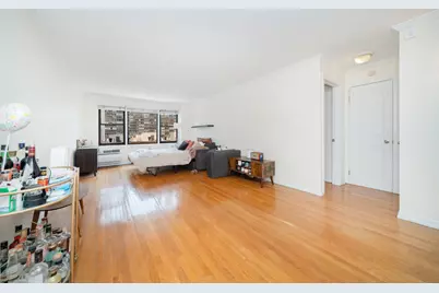 333 E 34th Street #9J, New York City, NY 10016 - Photo 3
