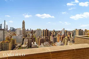 400 E 70th St, New York City, NY 10021 - Photo 17
