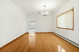 735 Woodrow Rd, New York City, NY 10312 - Photo 19