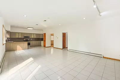 735 Woodrow Road, New York City, NY 10312 - Photo 23
