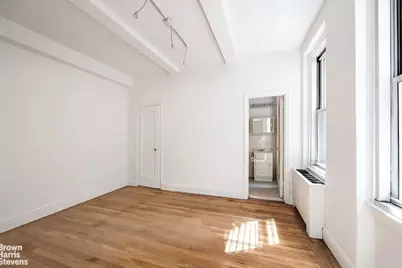 325 W 45th Street #108, New York City, NY 10036 - Photo 5