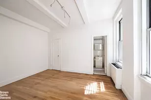 325 W 45th St, New York City, NY 10036 - Photo 5
