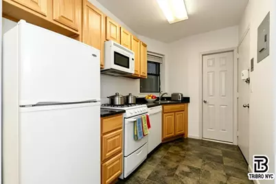 406 W 48th Street #4F, New York, NY 10036 - Photo 3