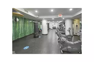 100 W 58th St, New York City, NY 10019 - Photo 7