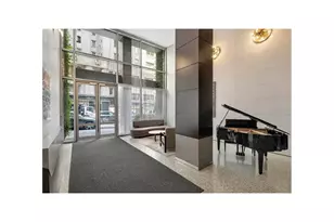 100 W 58th St, New York City, NY 10019 - Photo 5