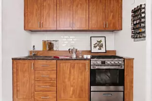 136 E 36th St, New York, NY 10016 - Photo 5