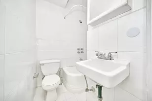 223 E 58th St, New York, NY 10022 - Photo 7
