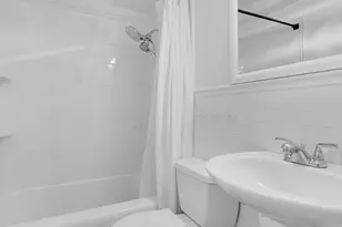 315 E 70th St, New York City, NY 10021 - Photo 5