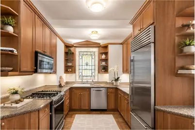 545 W End Avenue #8A, New York City, NY 10024 - Photo 7