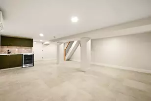 599 Van Buren St, New York City, NY 11221 - Photo 7