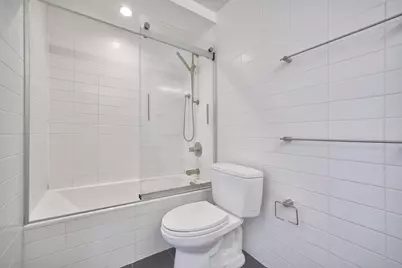 200 E 11th Street #1201, New York, NY 10003 - Photo 11
