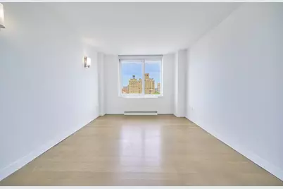 200 E 11th Street #1201, New York, NY 10003 - Photo 1