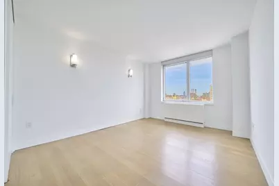 200 E 11th Street #1201, New York, NY 10003 - Photo 9