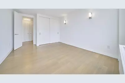 200 E 11th Street #1201, New York City, NY 10003 - Photo 9