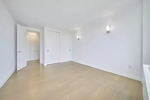 200 E 11th St, New York, NY 10003 - Photo 9