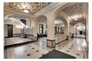 918 E 14th St, New York City, NY 11230 - Photo 11