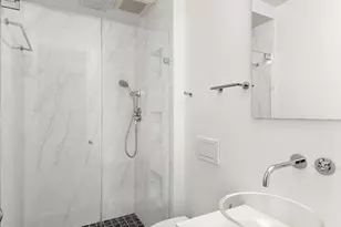 860 5th Ave, New York City, NY 10065 - Photo 11