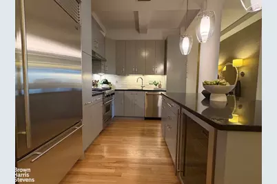 18 E 12th Street #7B, New York City, NY 10003 - Photo 5
