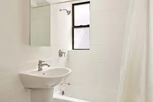 60 E 9th St, New York City, NY 10003 - Photo 9