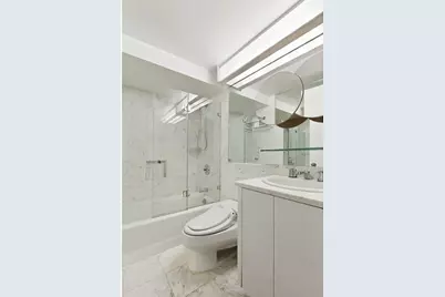 106 Central Park S #8O, New York City, NY 10019 - Photo 5