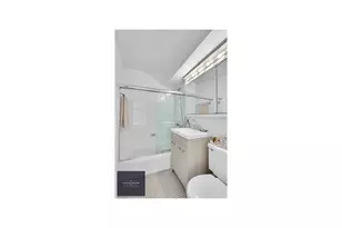 220 E 67th St, New York City, NY 10065 - Photo 3