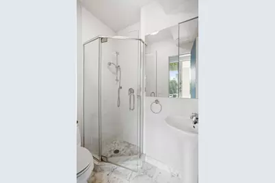 435 E 76th Street #6A, New York City, NY 10021 - Photo 11