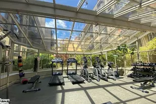 505 W 47th St, New York City, NY 10036 - Photo 5
