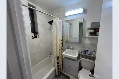 423 E 83rd Street #2E, New York, NY 10028 - Photo 5