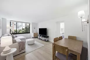 200 Rector Pl, New York, NY 10280 - Photo 1
