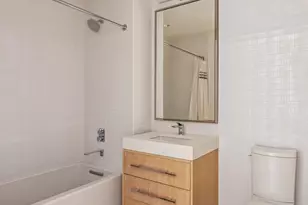 212 W 95th St, New York City, NY 10025 - Photo 9