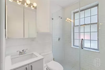 200 E 35th Street, New York, NY 10016 - Photo 7