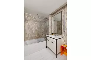 70 Charlton St, New York City, NY 10014 - Photo 11