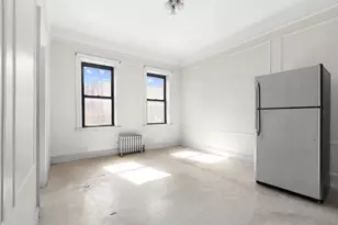 567 W 184th St, New York City, NY 10033 - Photo 3