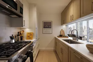 400 E 84th St, New York City, NY 10028 - Photo 3