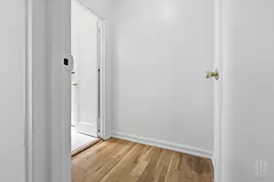 37-27 86th St, New York City, NY 11372 - Photo 5