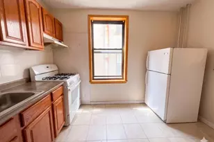 27-08 39th Ave, Long Island City, NY 11101 - Photo 5