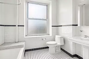300 W 109th St, New York, NY 10025 - Photo 13