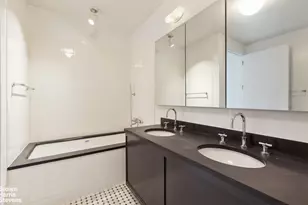 70 Washington St, New York City, NY 11201 - Photo 11