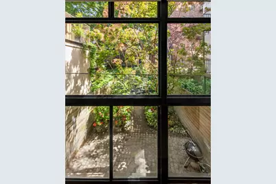 264 W 12th Street, New York City, NY 10014 - Photo 3