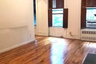 169 W 76th St, New York City, NY 10023 - Photo 3