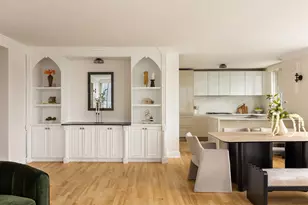 322 W 57th St, New York City, NY 10019 - Photo 3