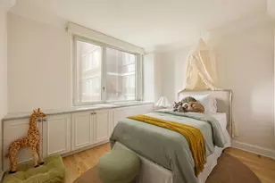 322 W 57th St, New York City, NY 10019 - Photo 5